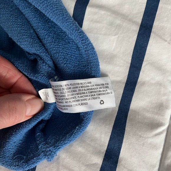 Universal Threads Sweatshirt Size Medium 🔵 - Picture 7 of 7